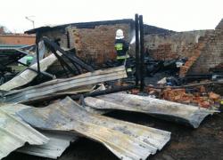Pożar drewutni w Chynowiu - 26.04.2012