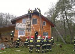 Pożar drewnianego domu w Nadolu - 02.11.2013