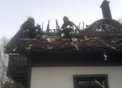 Pożar domu w Perlinie - 31.03.2014